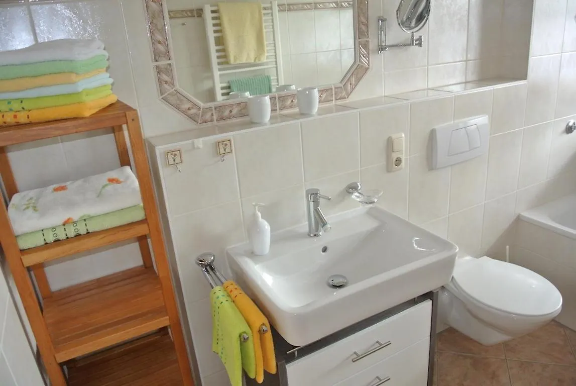 Ferienwohnungen Alpenperle Mittenwald Apartment