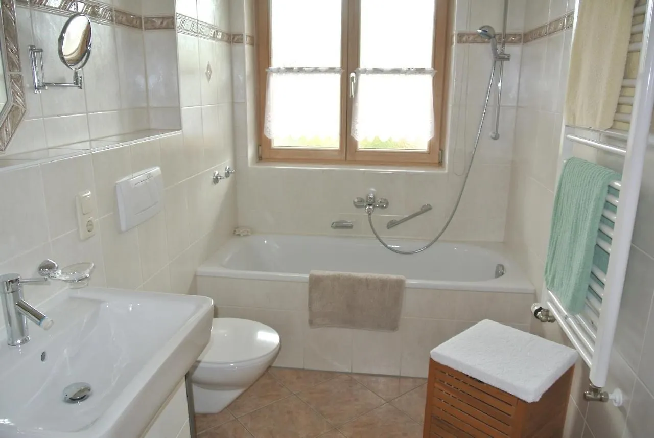 Apartment Ferienwohnungen Alpenperle Mittenwald Germany